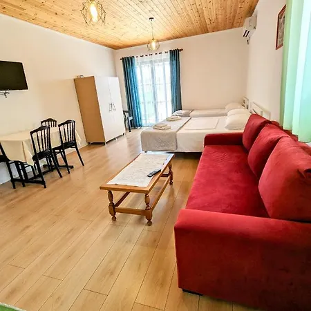 Panorama Nivice 3* Saranda