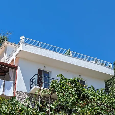 Panorama Nivice Sarandë